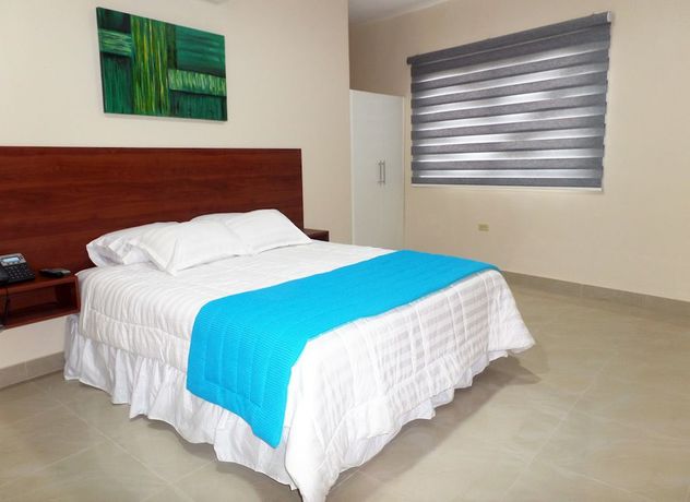 Imagen de la habitación del Hotel Avell&aacute;n. Foto 4