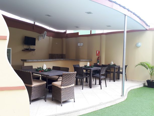 Imagen de la habitación del Hotel Avell&aacute;n. Foto 5