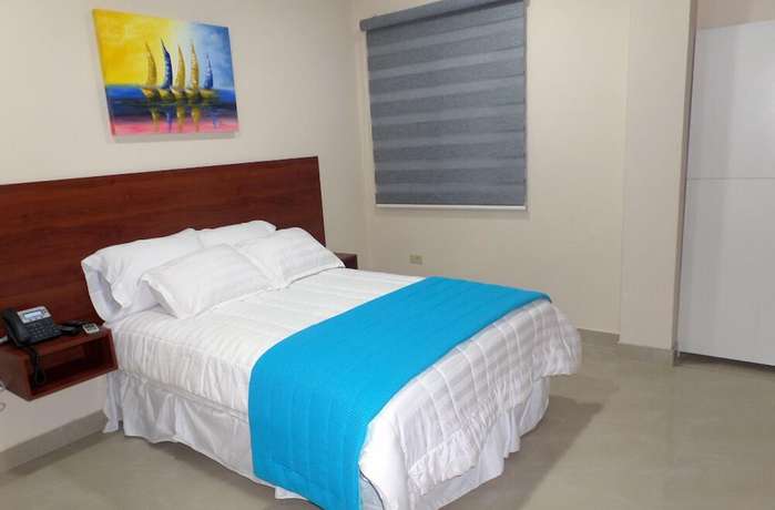 Imagen de la habitación del Hotel Avell&aacute;n. Foto 6