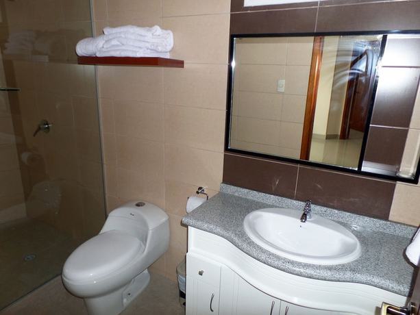 Imagen de la habitación del Hotel Avell&aacute;n. Foto 9