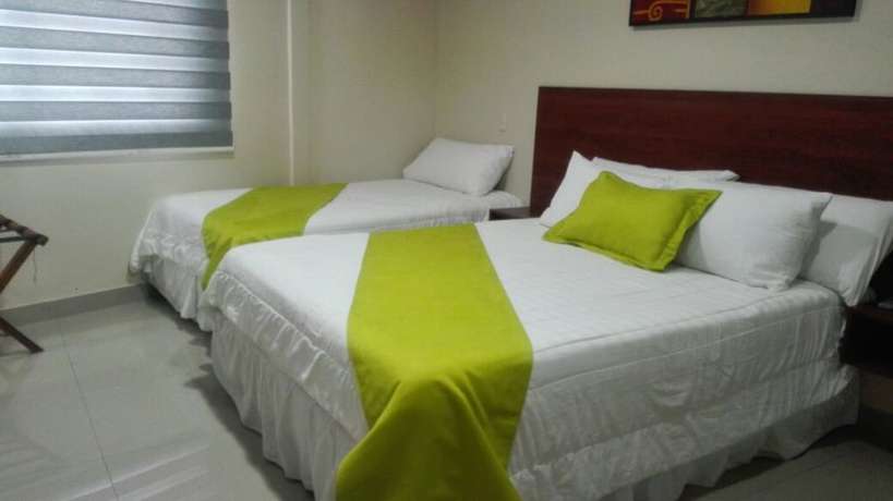 Imagen de la habitación del Hotel Avell&aacute;n. Foto 15
