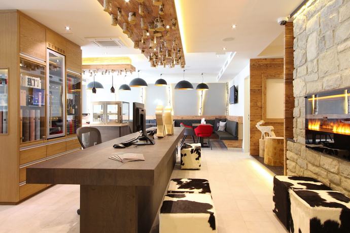 Imagen de los interiores del Hotel AvenidA Mountain Lodges Kaprun. Foto 20