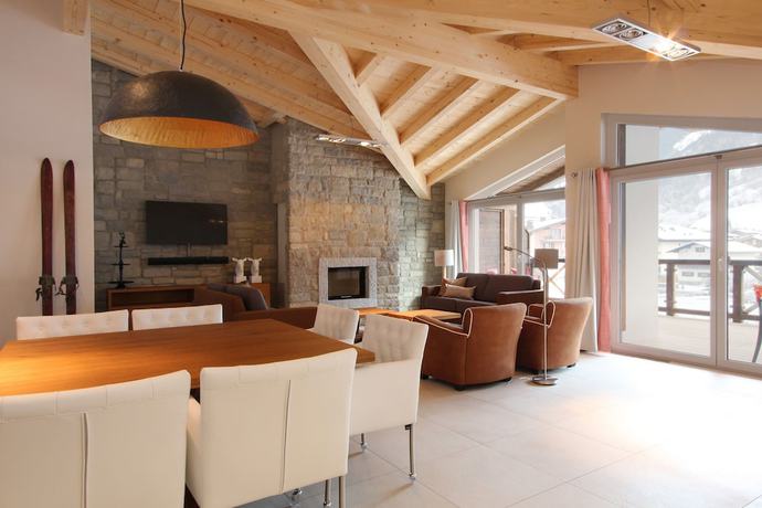 Imagen de la habitación del Hotel AvenidA Mountain Lodges Kaprun. Foto 14