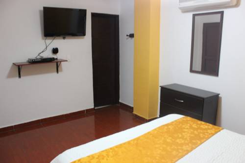 Imagen de la habitación del Hotel Avenida 3 Real. Foto 4