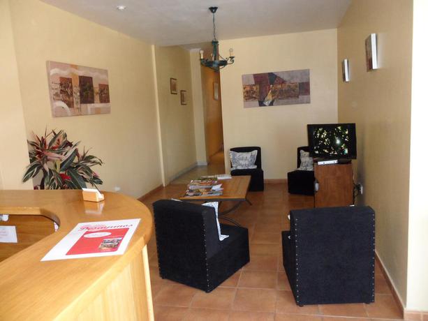 Imagen de los interiores del Hotel Avenida, Baiona. Foto 8