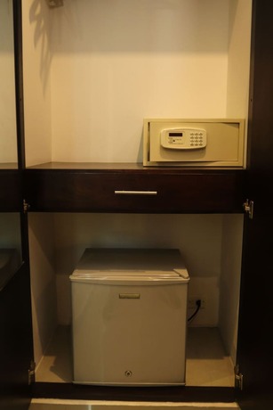 Imagen general del Hotel Avenida Buenos Aires. Foto 7