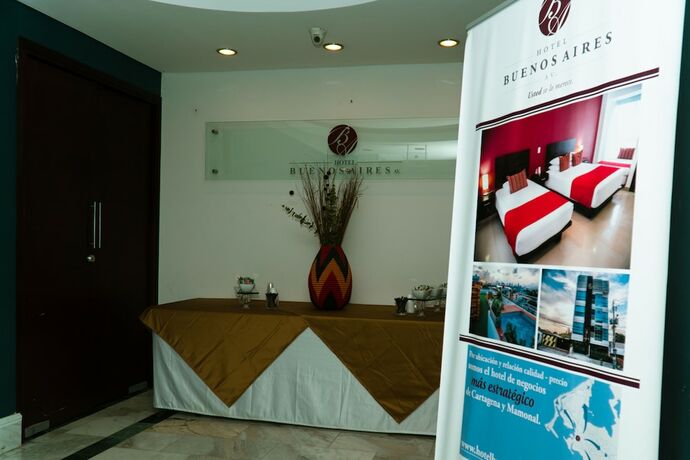 Imagen general del Hotel Avenida Buenos Aires. Foto 8