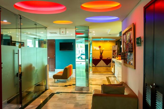 Imagen general del Hotel Avenida Buenos Aires. Foto 10