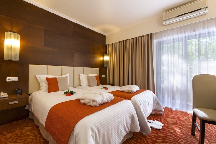 Imagen de la habitación del Hotel Avenida De Fátima. Foto 7