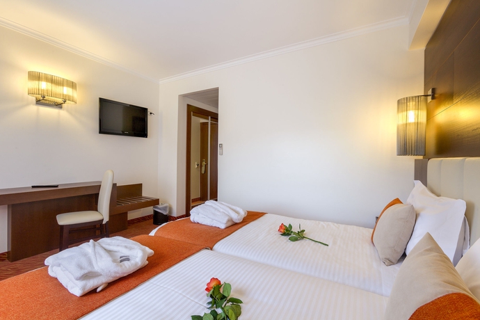 Imagen de la habitación del Hotel Avenida De Fátima. Foto 9