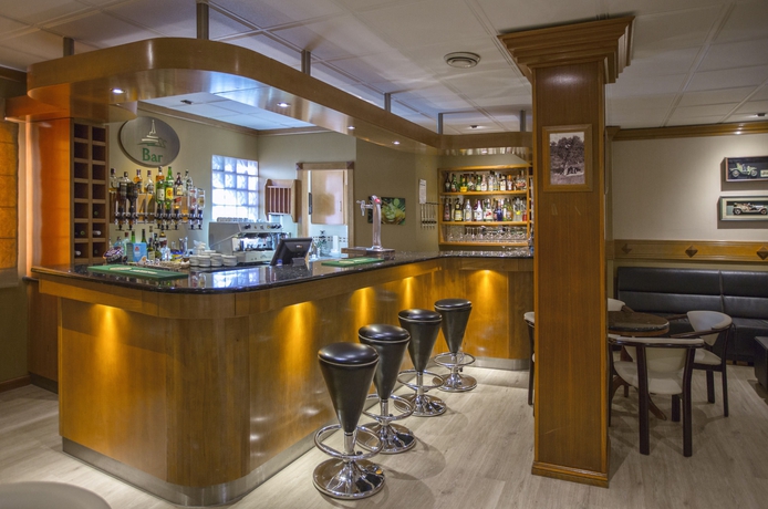Imagen del bar/restaurante del Hotel Avenida De Fátima. Foto 4
