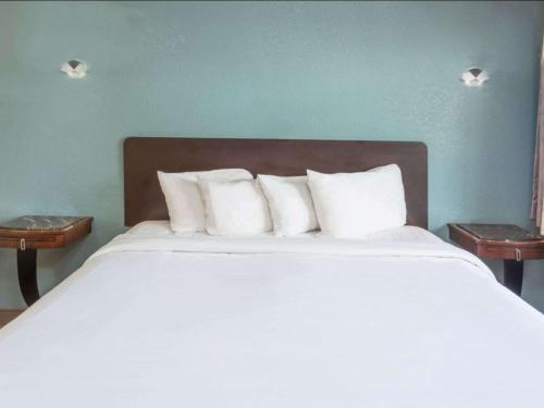 Imagen general del Hotel Avenida Oceanside - Camp Pendleton. Foto 2