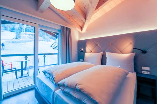 Imagen de la habitación del Hotel Avenida Panorama Suites Kaprun. Foto 3