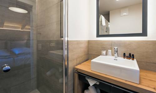 Imagen de la habitación del Hotel Avenida Panorama Suites Kaprun. Foto 13