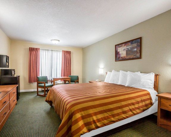 Imagen de la habitación del Hotel Avenida, San Clemente Beach. Foto 10