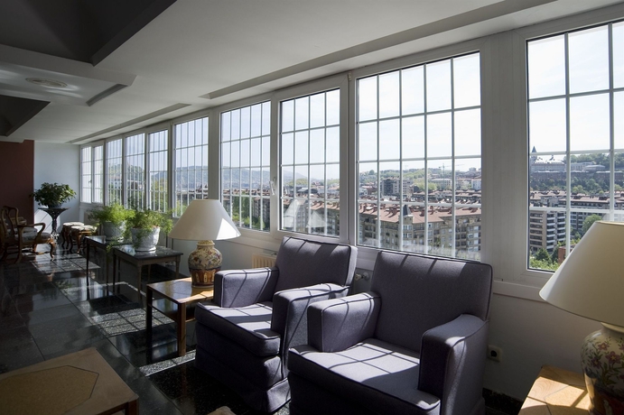 Imagen de los interiores del Hotel Avenida, San Sebastián. Foto 7