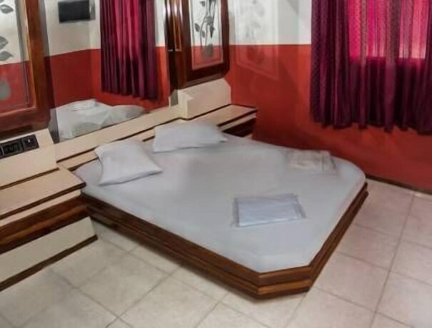 Imagen de la habitación del Hotel Avenida, Sao Joao de Meriti. Foto 22