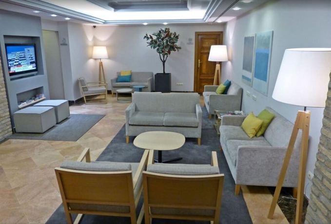 Imagen de los interiores del Hotel Avenida, Zaragoza. Foto 18