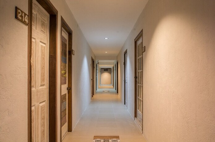 Imagen de los interiores del Hotel Avenija. Foto 27