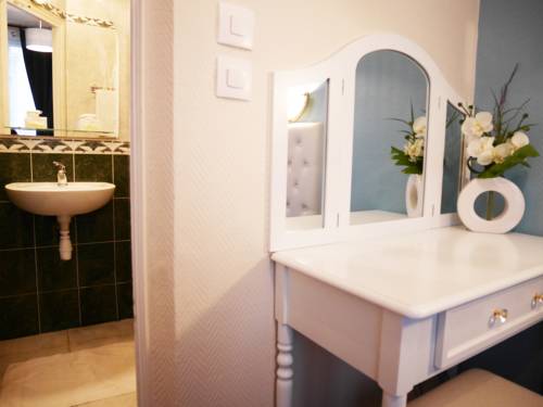 Imagen de la habitación del Hotel Avenir Jonqui&egrave;re. Foto 8