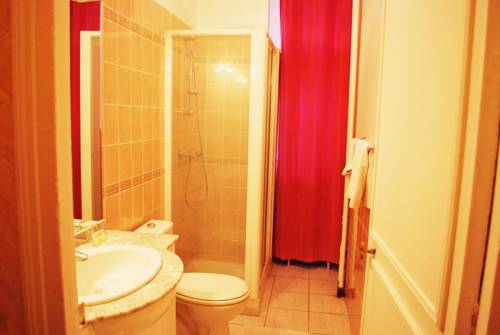 Imagen de la habitación del Hotel Avenir Jonqui&egrave;re. Foto 14