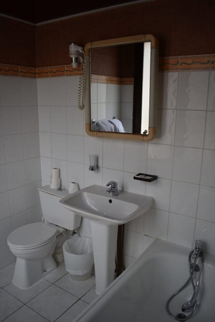 Imagen de la habitación del Hotel Avenir Vaugirard. Foto 4