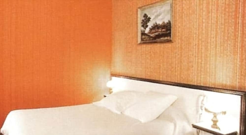 Imagen de la habitación del Hotel Avenir Vaugirard. Foto 11