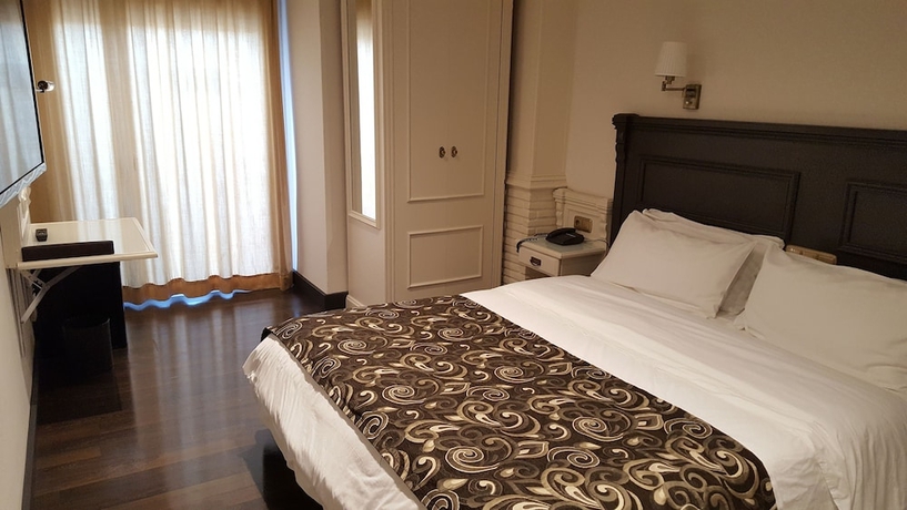 Imagen de la habitación del Hotel Avent Verahotel. Foto 6