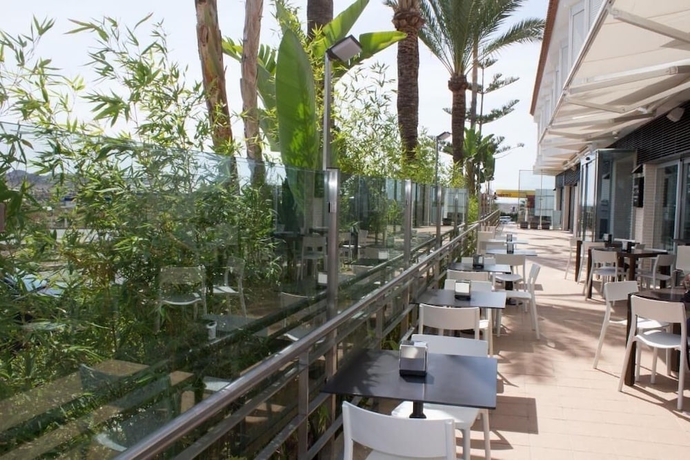 Imagen de la habitación del Hotel Avent Verahotel. Foto 11