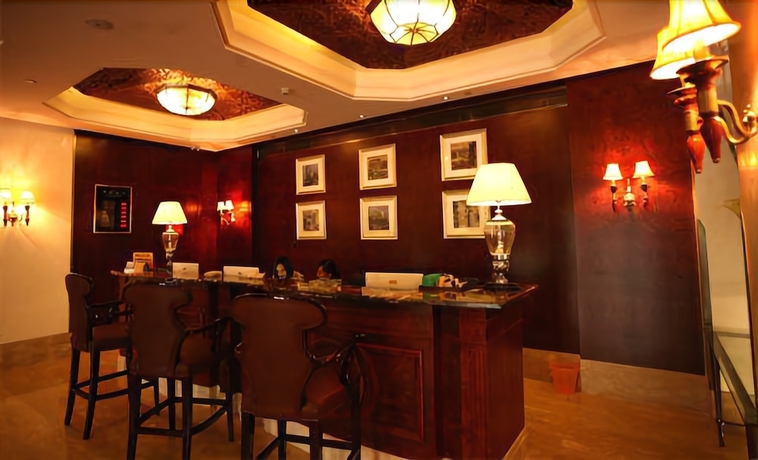 Imagen de los interiores del Hotel Aventine. Foto 13