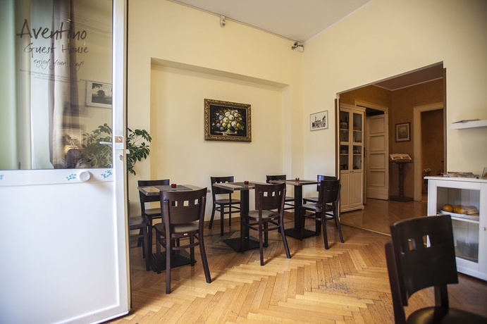 Imagen del bar/restaurante del Hotel Aventino Guest House. Foto 2