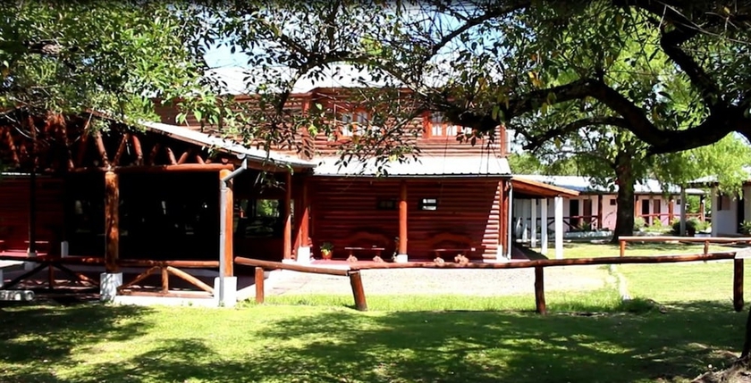 Imagen general del Hotel Aventura En Esquina. Foto 1