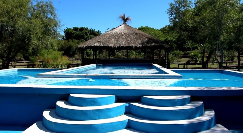 Imagen de la piscina del Hotel Aventura En Esquina. Foto 19