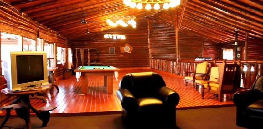 Imagen de los interiores del Hotel Aventura En Esquina. Foto 16