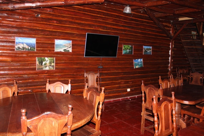 Imagen del bar/restaurante del Hotel Aventura En Esquina. Foto 3