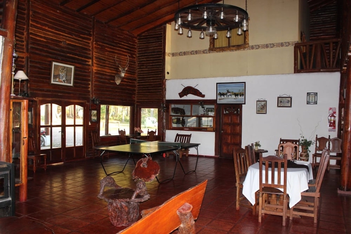 Imagen del bar/restaurante del Hotel Aventura En Esquina. Foto 5