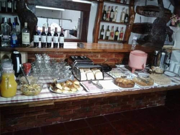 Imagen del bar/restaurante del Hotel Aventura En Esquina. Foto 6