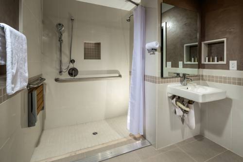 Imagen de la habitación del Hotel Aventura. Foto 5