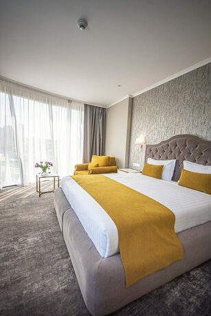 Imagen general del Hotel Aventus. Foto 11