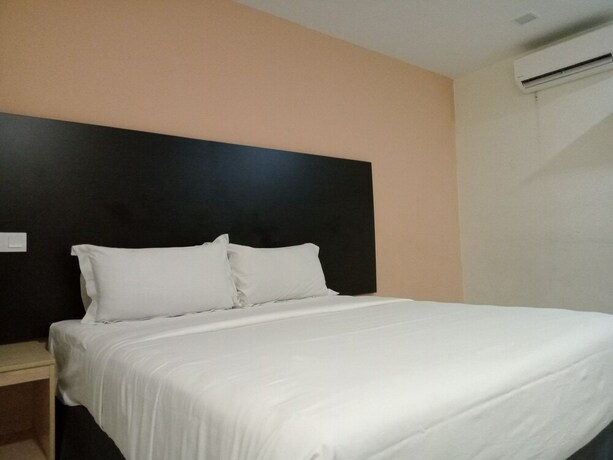 Imagen de la habitación del Hotel Avenue Bangi Hotel. Foto 12