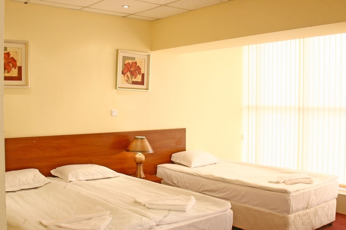 Imagen de la habitación del Hotel Avenue, Burgas/ Mar Negro. Foto 14