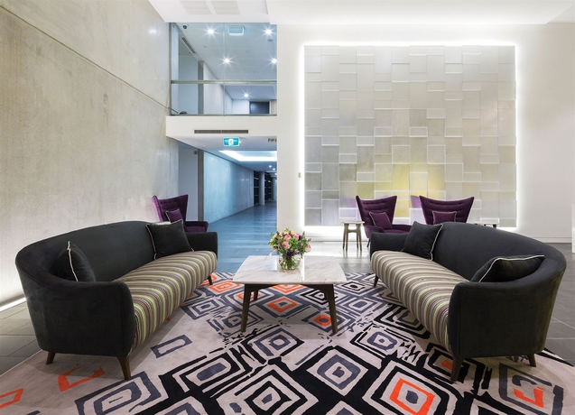 Imagen de los interiores del Hotel Avenue Canberra. Foto 12