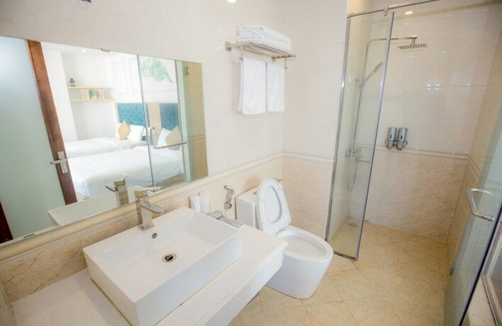 Imagen de la habitación del Hotel Avenue Hotel Sam Son. Foto 30