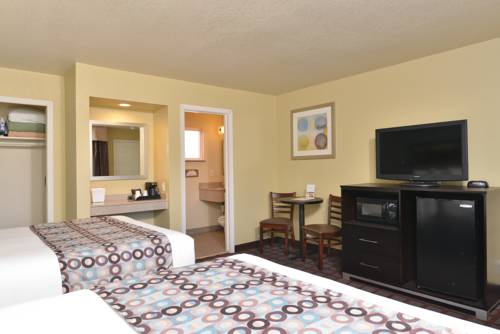 Imagen de la habitación del Hotel Avenue Inn Downtown San Luis Obispo. Foto 8