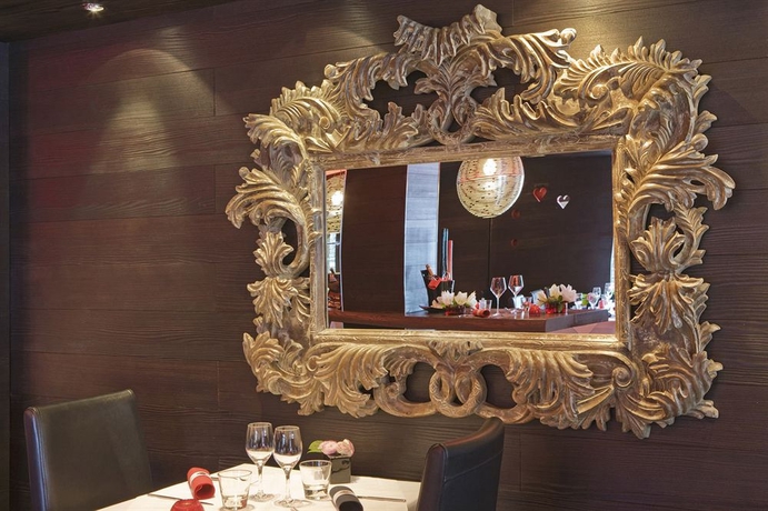 Imagen del bar/restaurante del Hotel Avenue Lodge. Foto 3