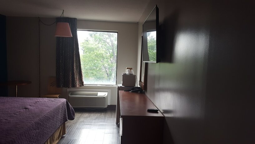 Imagen de la habitación del Hotel Avenue Motel, Mississauga. Foto 11