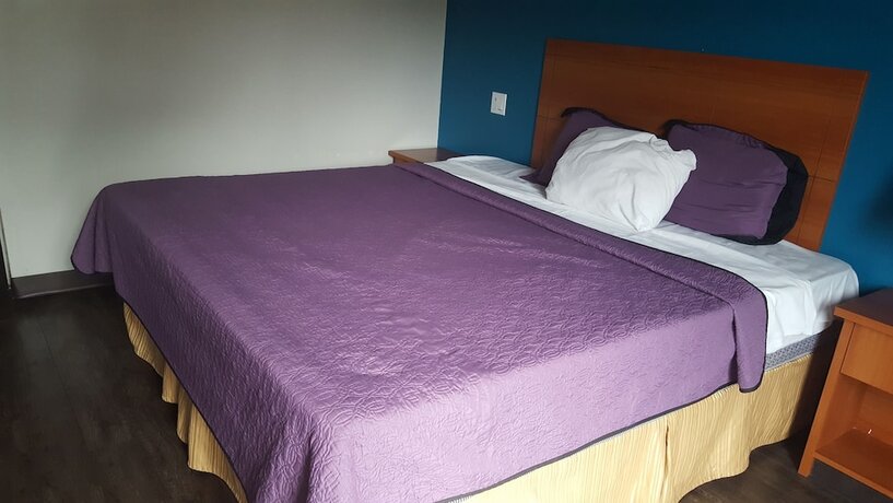 Imagen de la habitación del Hotel Avenue Motel, Mississauga. Foto 15