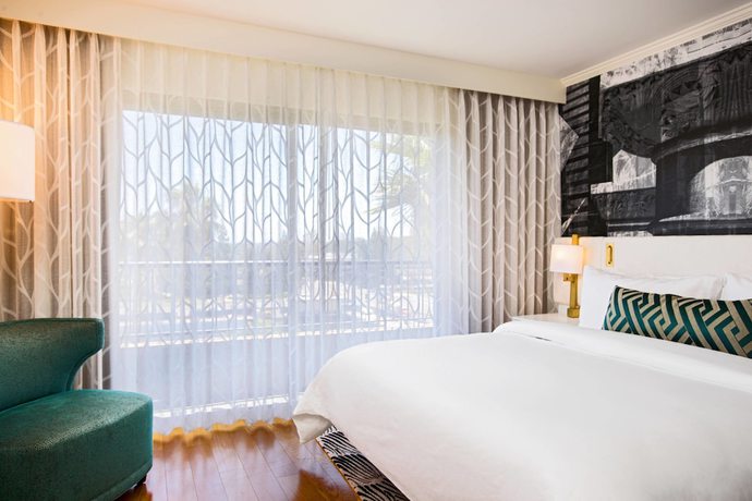 Imagen de la habitación del Hotel Avenue Of The Arts Costa Mesa, A Tribute Portfolio. Foto 13