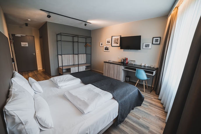 Imagen de la habitación del Hotel Avenue Pallova 28. Foto 13