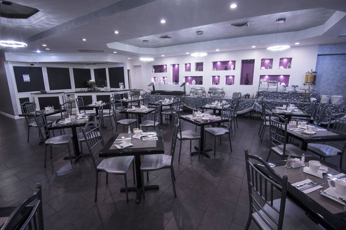 Imagen del bar/restaurante del Hotel Avenue Plaza, Brooklyn. Foto 2